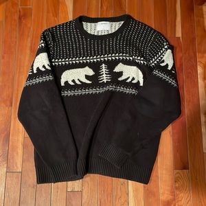 Old Navy men’s large polar bear sweater